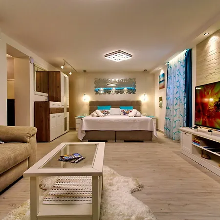 House Sandra 3* Split