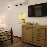 House Sandra 3*