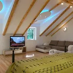 House Sandra