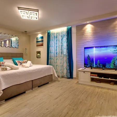 House Sandra 3*