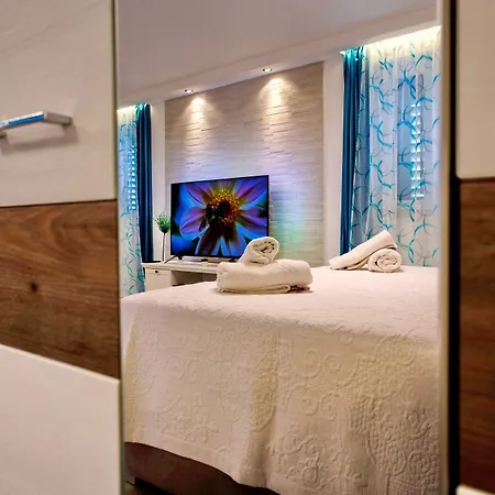 House Sandra 3* Split