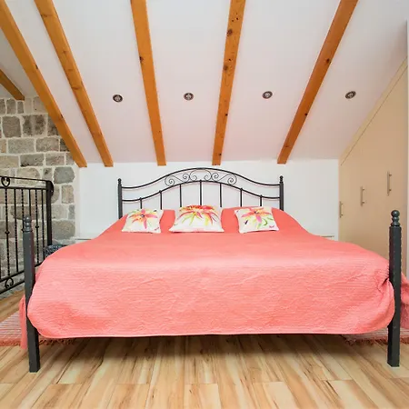 Gæstehus House Sandra