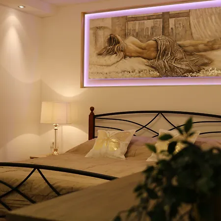 House Sandra Gæstehus 3*