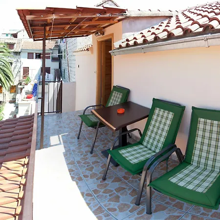 Konukevi House Sandra 3*