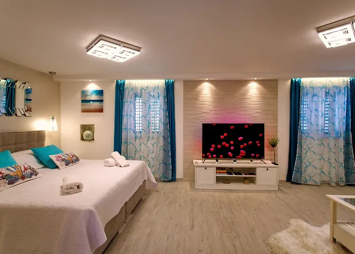 House Sandra 3*