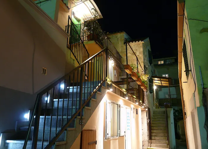 House Sandra 3* Сплит
